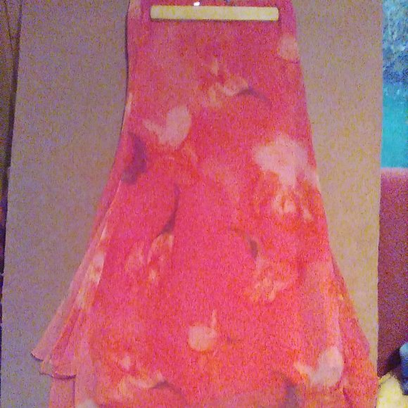 Jupe exclusive - Picture 2 of 3